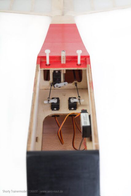 Antriebssatz für Trainermodell Sporty mit BL-Motor, Regler, Servos, Luftschraube