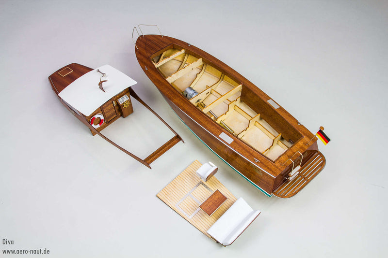 Diva Kajütboot Holzbausatz 580 mm lang