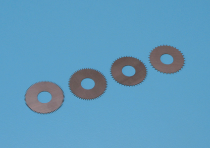 Nietenroller mit 4 versch. Abstandsscheiben 1,1 mm, 1,5 mm, 2,0 mm, 2,5 mm