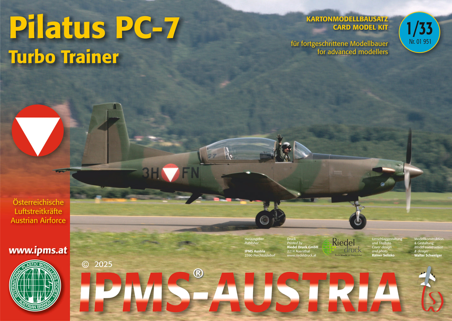 Pilatus PC-7 "Turbo Trainer" Kartonmodell, 1:33 1/3, IPMS